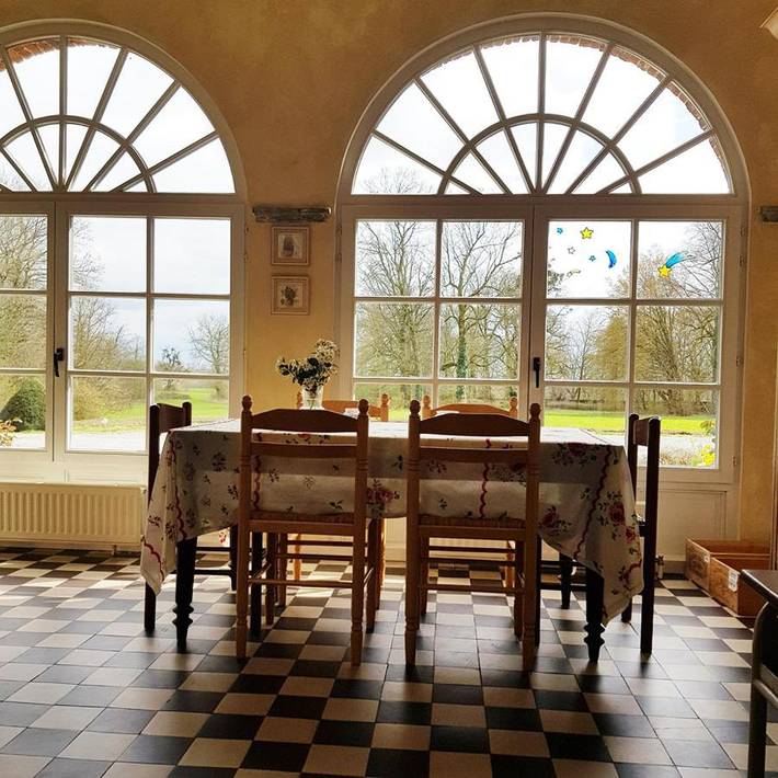 Location de vacances pour 6 personnes, avec vue et jardin à Frameries - 3