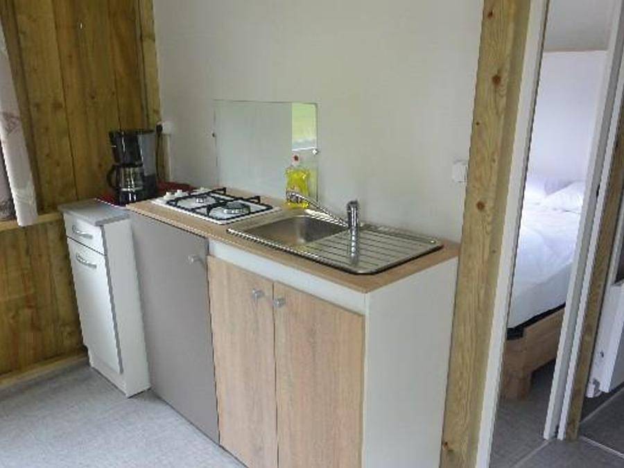 Camping Sous Doriat - Chalet 5 personas - Cabina de 2/5 plazas Gama Eco in Monnet-la-Ville, Jura