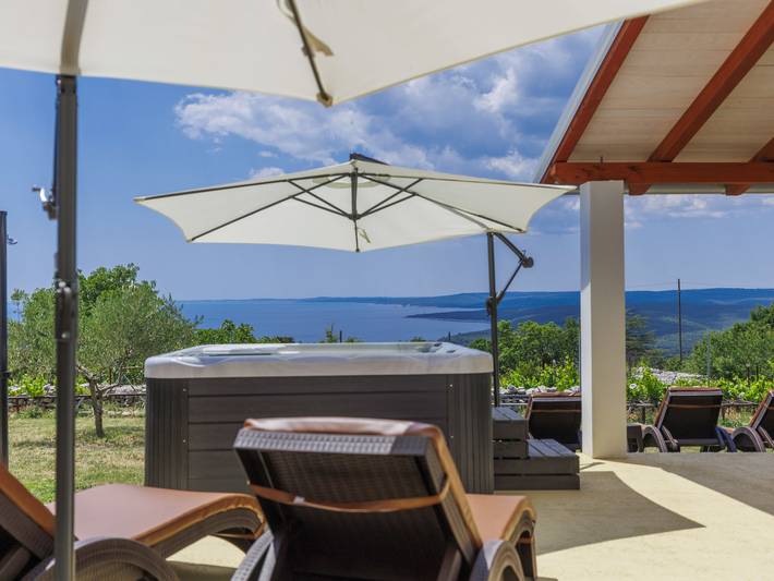 Ferienhaus für 5 Personen, mit Terrasse und Garten