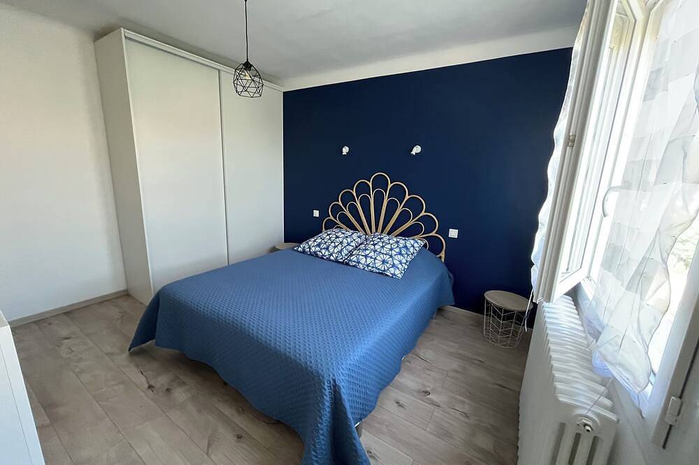 Ganze Wohnung, Entire first-floor apartment with exterior in Montblanc, Mittelmeerküste (Frankreich)