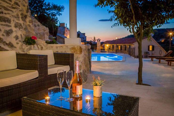 Tolles Haus in Lozisca mit Wlan in Milna, Brac