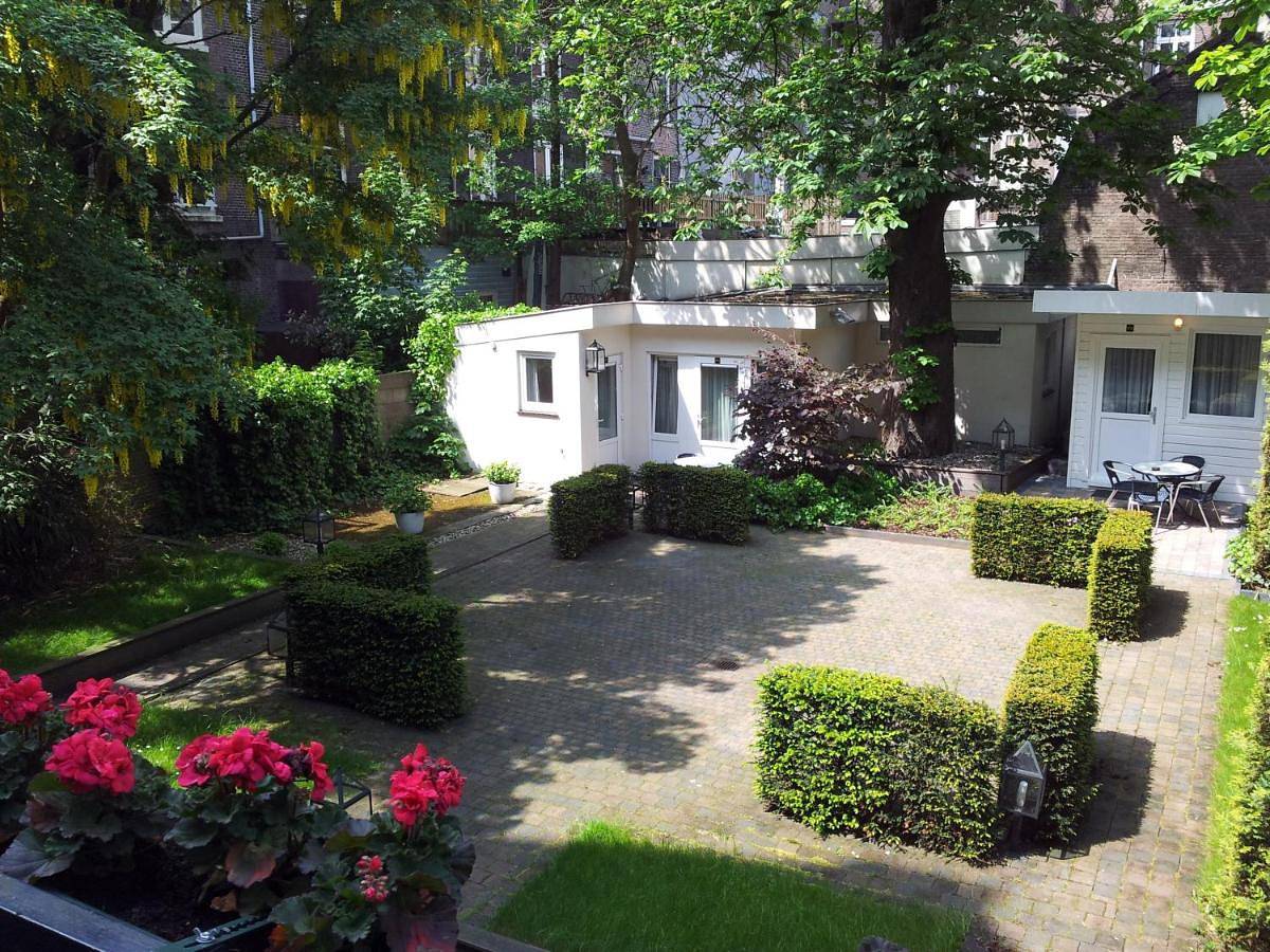 Hotel Alexander in Amsterdam Oud-West, Nederlandse kust