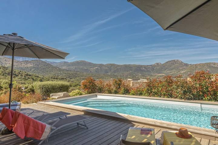 Location de vacances pour 6 personnes, avec jardin ainsi que piscine et terrasse, adapté aux familles à Corbara - 4