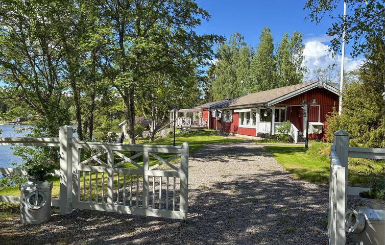 Hus för 7 Personer, med utsikt samt trädgård och terass och bastu, barnvänlig - 1