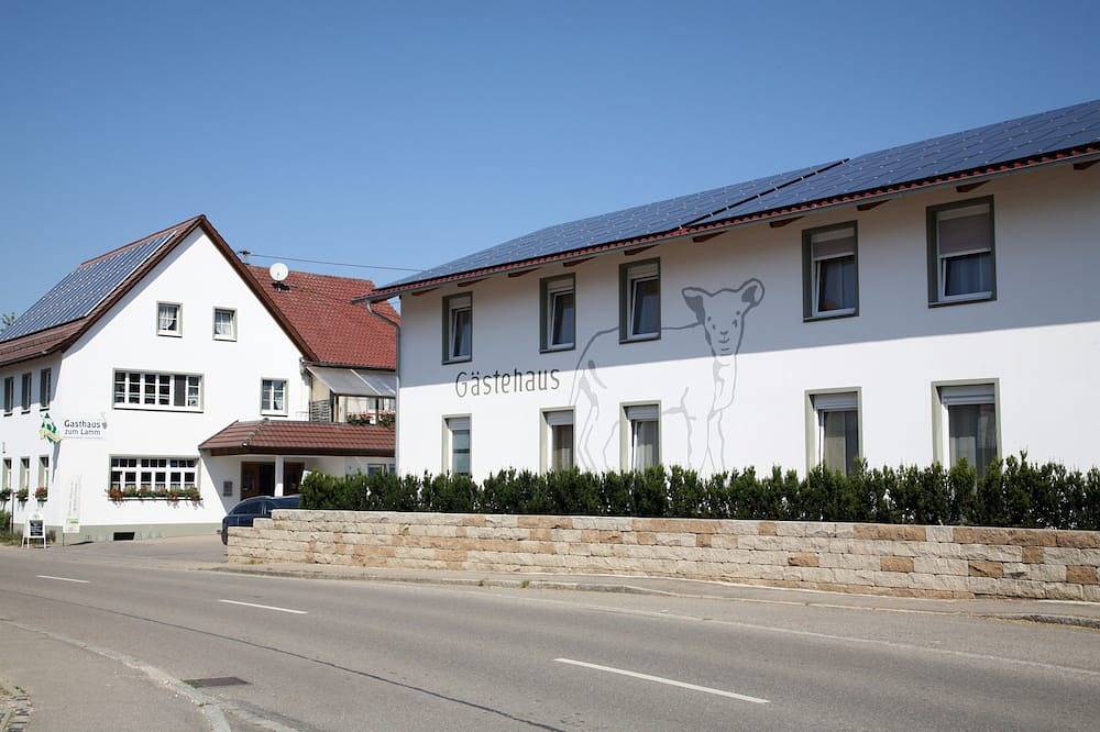 Ganze Wohnung, Doppelzimmer für 2 Gäste mit 21m² in Blaubeuren (73317) in Blaubeuren, Alb-Donau-Kreis