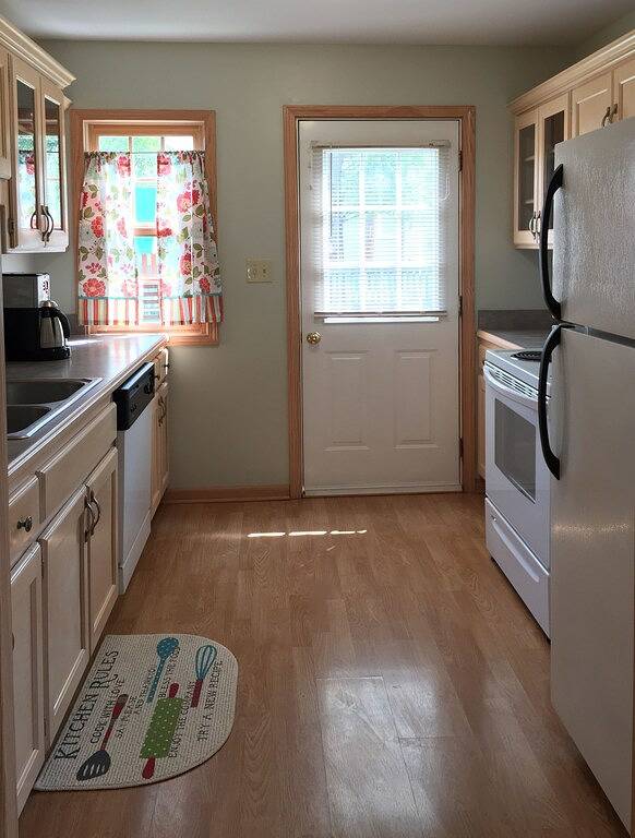 Gemütliches Ferienhaus, komplett eingerichtet, ruhige Innenstadtlage in Riley County