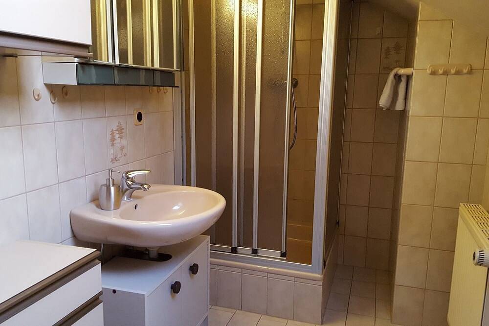 Ganze Wohnung, Gemütliche 65qm Ferienwohnung mit Terrasse, naturnah in Nagel, Landkreis Wunsiedel im Fichtelgebirge