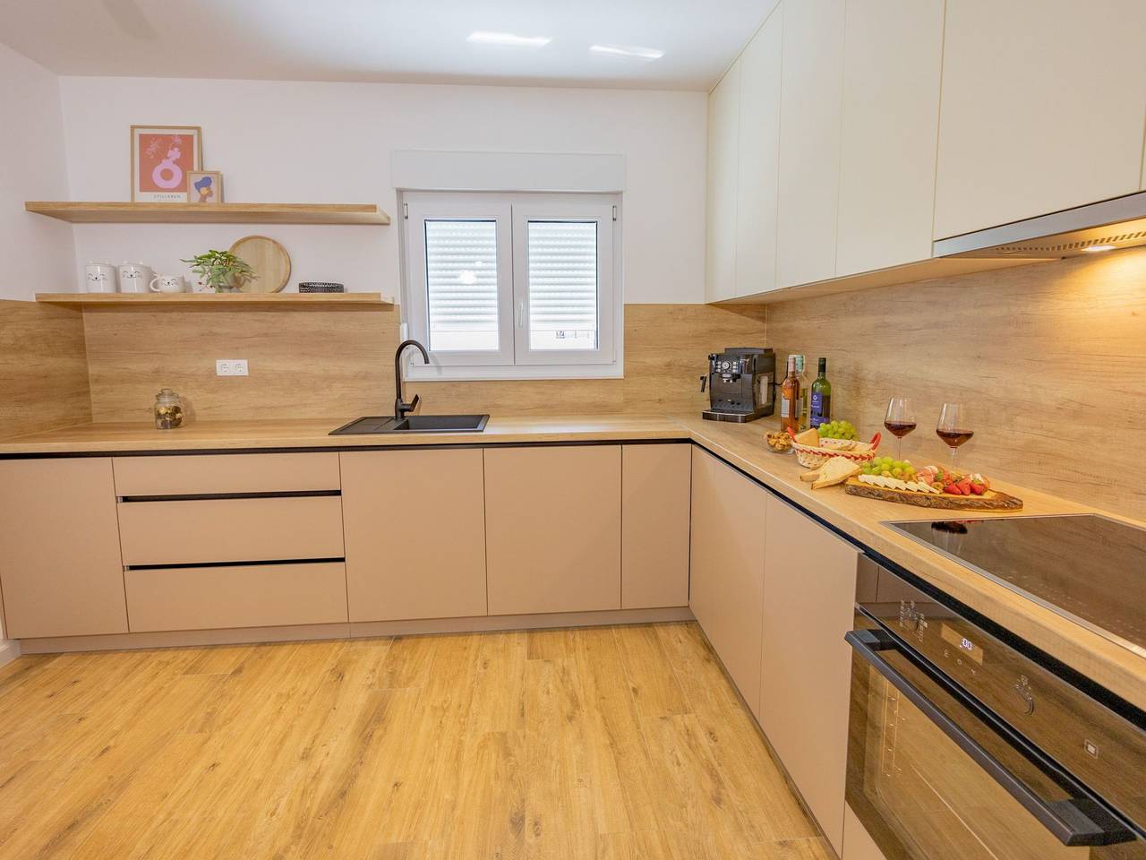 Entire apartment, Biokovo in Makarska, Makarska Riviera