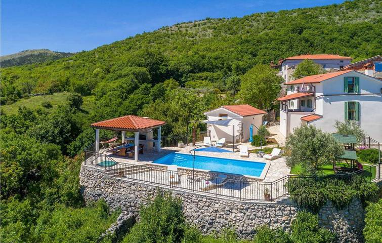 Ferienhaus für 8 Personen, mit Garten und Terrasse - 1