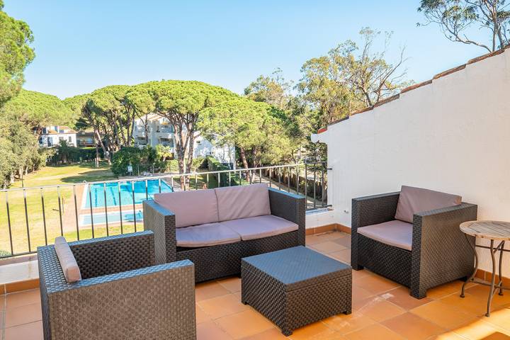 Apartamento entero, As-7 Bonito dúplex en comunidad con piscina in Calella de Palafrugell, Palafrugell