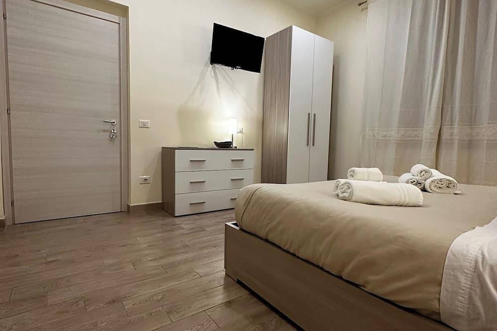 Ganze Wohnung, Doppelzimmer mit eigenem Bad für Behinderte in Terralba (Oristano) – Olivenbaum in Terralba, Campidano