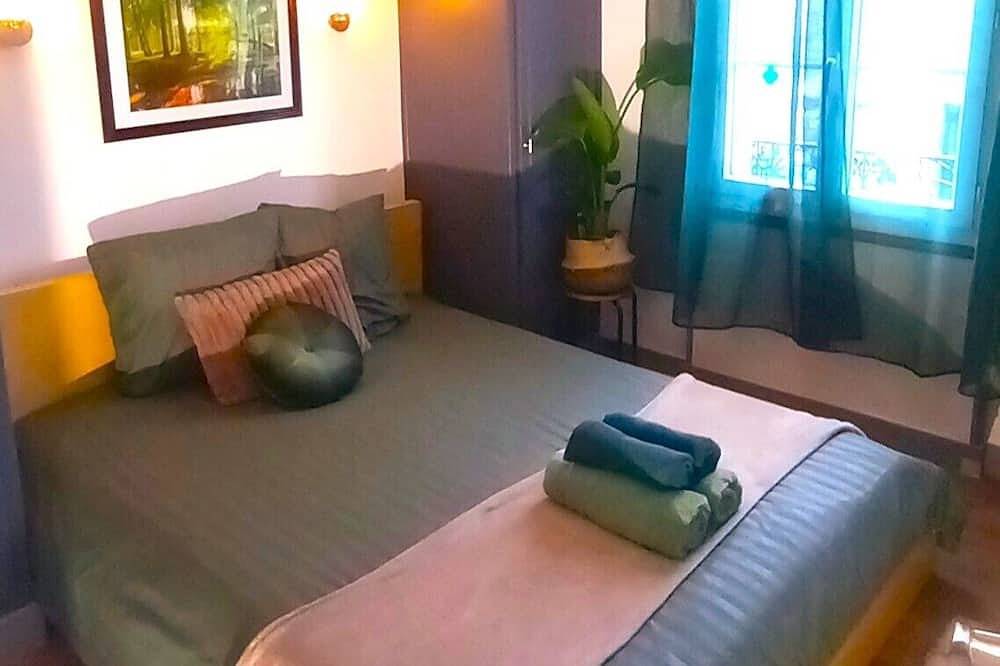 Entire apartment, Appartement Neuf Proche Eurodisney, Paris & Rer E in Pontault-Combault, Seine-et-Marne