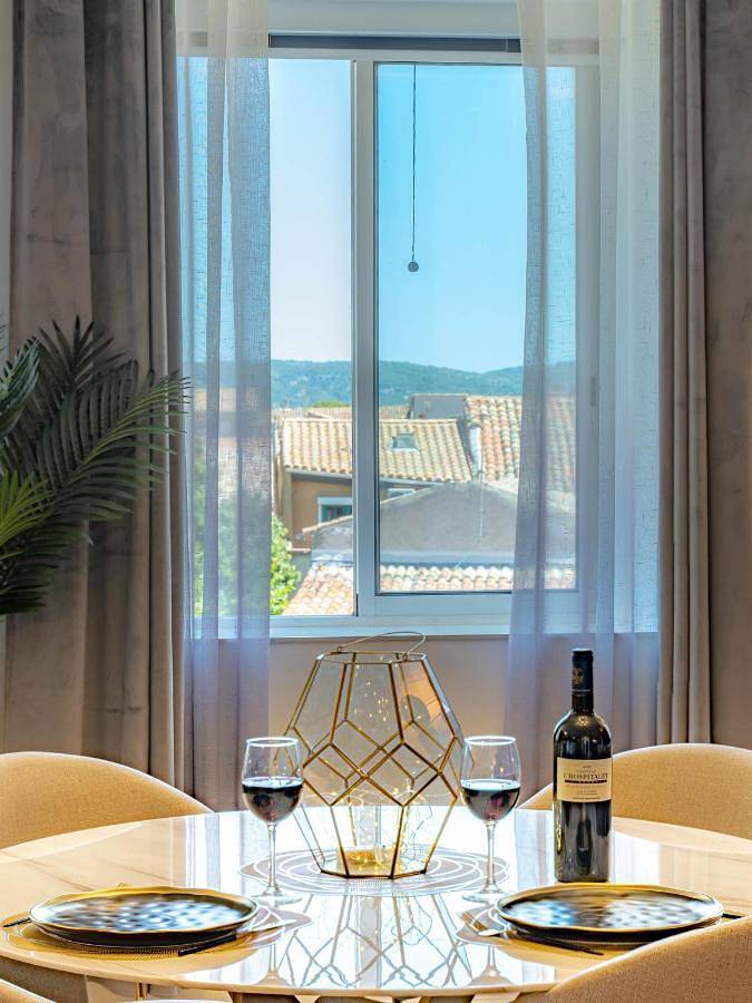 Appartement entier, One-Bedroom Apartment in Narbonne, Côte d'Améthyste