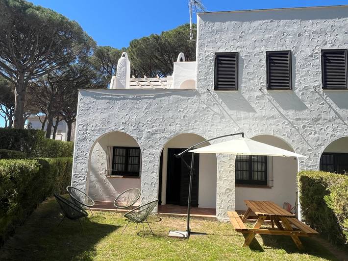 Casa de huéspedes para 6 personas, con Balcón y Terraza además de Jardín y Piscina en Pals - 3
