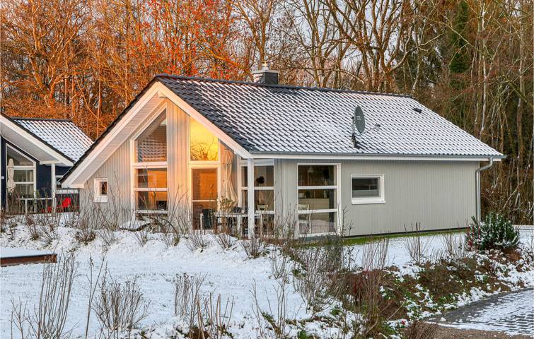 Ferienhaus für 6 Personen, mit Terrasse und Garten sowie Sauna - 1