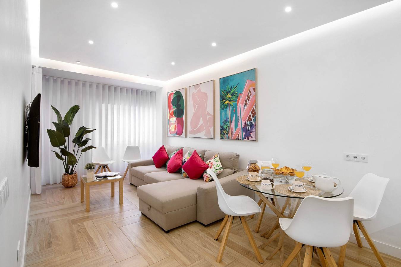 Entire apartment, Apartment 'Luxury Sweet Homes T2' with Shared Terrace, Wi-Fi and Air Conditioning in Sé (Faro), Faro