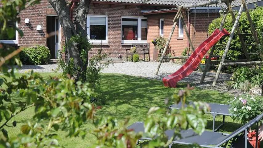 Ferienwohnung für 4 Personen, mit Terrasse und Garten in Hasselberg