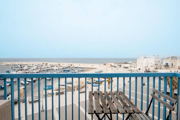 Gîte pour 2 personnes, avec vue et balcon dans Torre a Mare