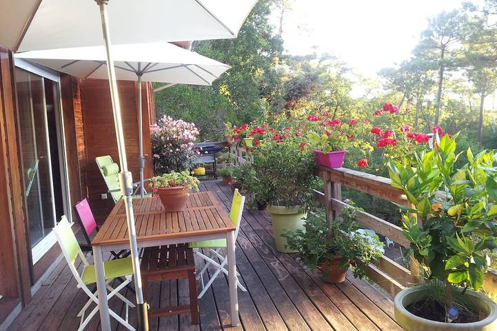 Chalet voor 6 personen, met whirlpool en balkon in Biscarrosse