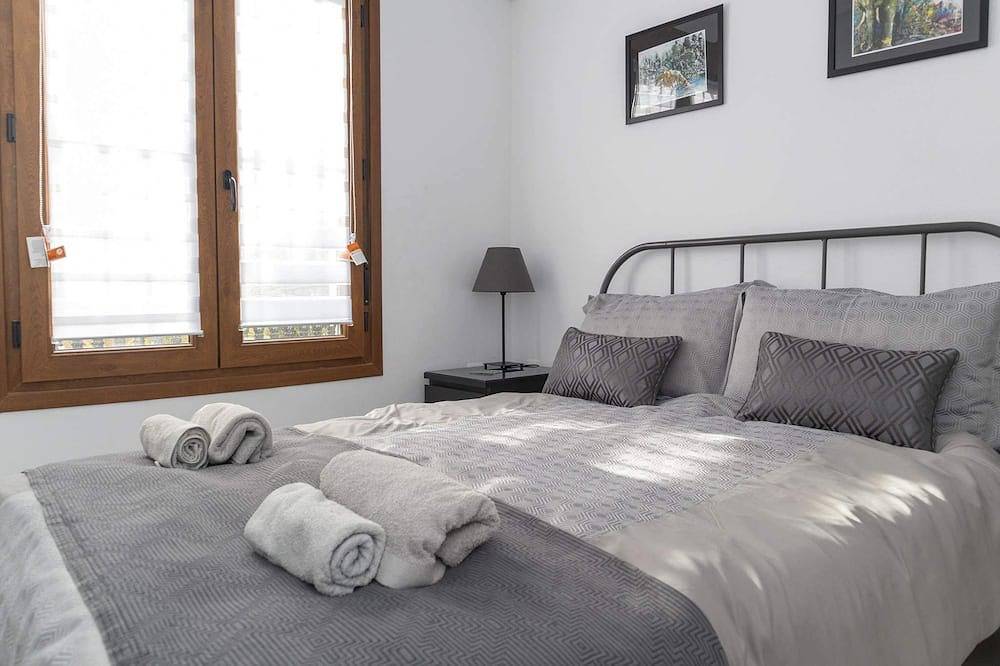 Entire apartment, La Finca Golf Barbara Anns west facing garden views to club house, Wifi Aircon in Orihuela, Costa Blanca