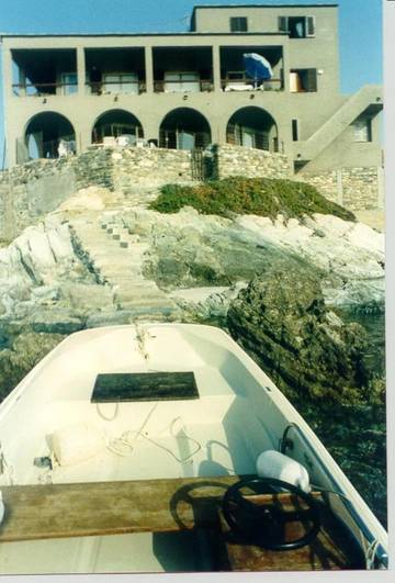 Cottage pour 8 personnes, avec terrasse et vue dans Port de Centuri
