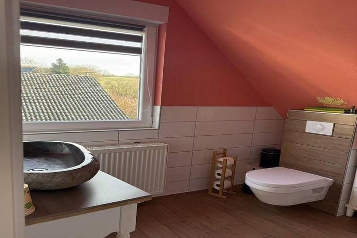 Ganze Wohnung, Wellnessloft mit Sauna und Garten - Appartement/Fewo, Bad, Wc in Ortenberg, Wetterau