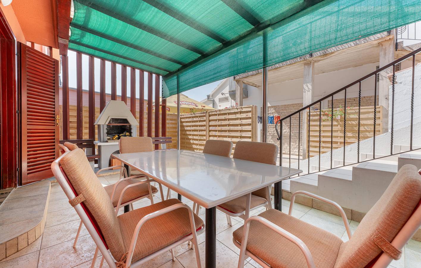Entire holiday apartment, Holiday apartment for 4 people with terrace in Biograd na Moru, Zadar