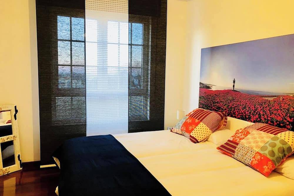 Entire apartment, Homerez - Apartment in Ribadeo, Well-Equipped in Ribadeo, Rías Altas