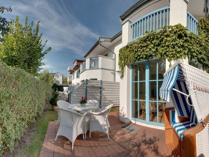 Ferienwohnung für 3 Personen, mit Balkon und Terrasse in Kühlungsborn
