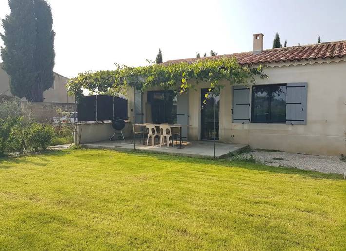 Gîte pour 4 personnes, avec terrasse et piscine, animaux acceptés à Carpentras - 2