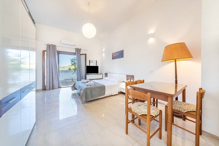 Appartement de vacances pour 5 personnes, avec jardin