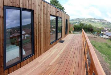 Gîte pour 4 personnes, avec terrasse et vue à Vic-le-Comte
