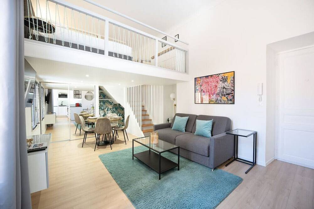 Entire apartment, Monaco Border - Luxury - Belle Epoque - Mezzanine in Beausoleil, Nice region