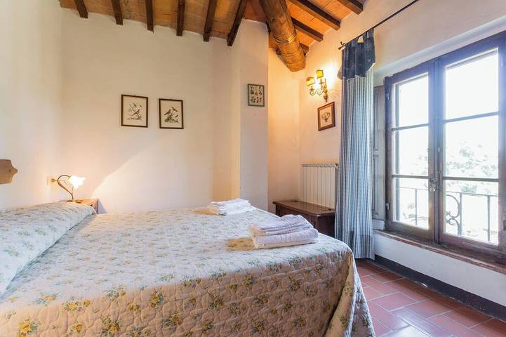 Fattoria di Argiano a Montepulciano in Toscana con 5 camere , piscina e giardino in Montepulciano, Chianti