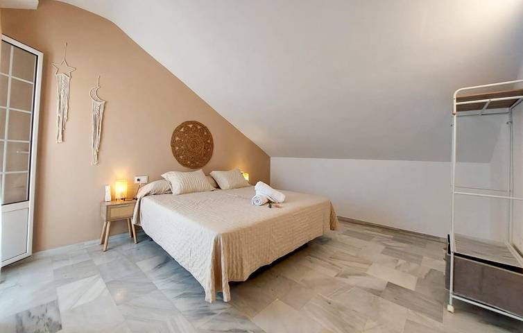Ganze Ferienwohnung, Gemütliche Aznalcázar-Wohnung - zu Fuß zum Stadtzentrum in Aznalcázar, Sevilla Provinz