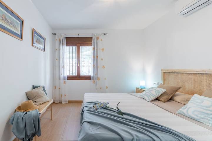 Villa Isabel in La Sabatera, Teulada