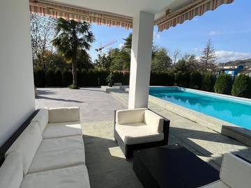 Cottage pour 7 personnes, avec piscine ainsi que jardin et jacuzzi à Mendrisio