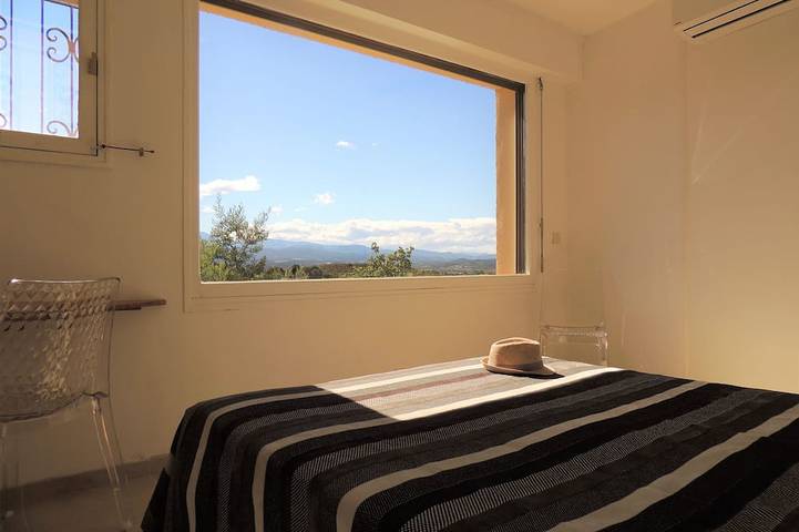 Location de vacances pour 4 personnes, avec jardin à Montesquieu-des-Albères - 2