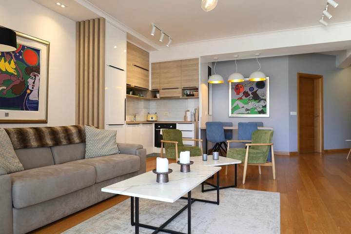 Apartament wakacyjny dla 2 osób, z widok i balkon w Tivat