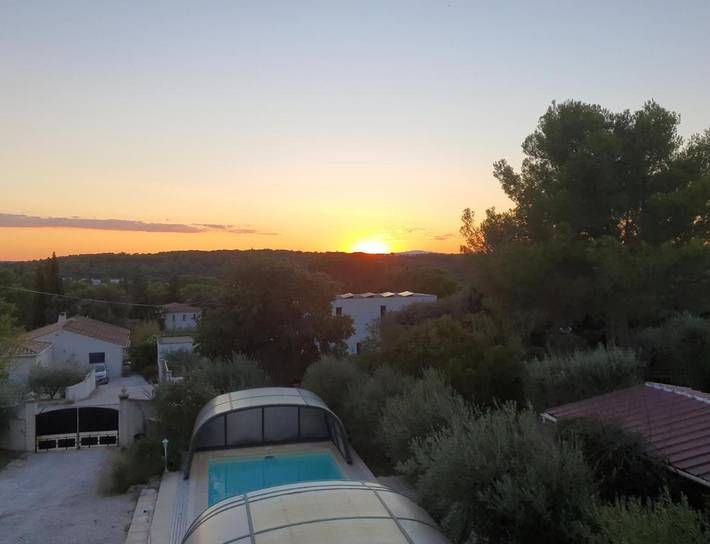 Location de vacances pour 2 personnes, avec terrasse ainsi que piscine et jardin, animaux acceptés à Aubais - 4