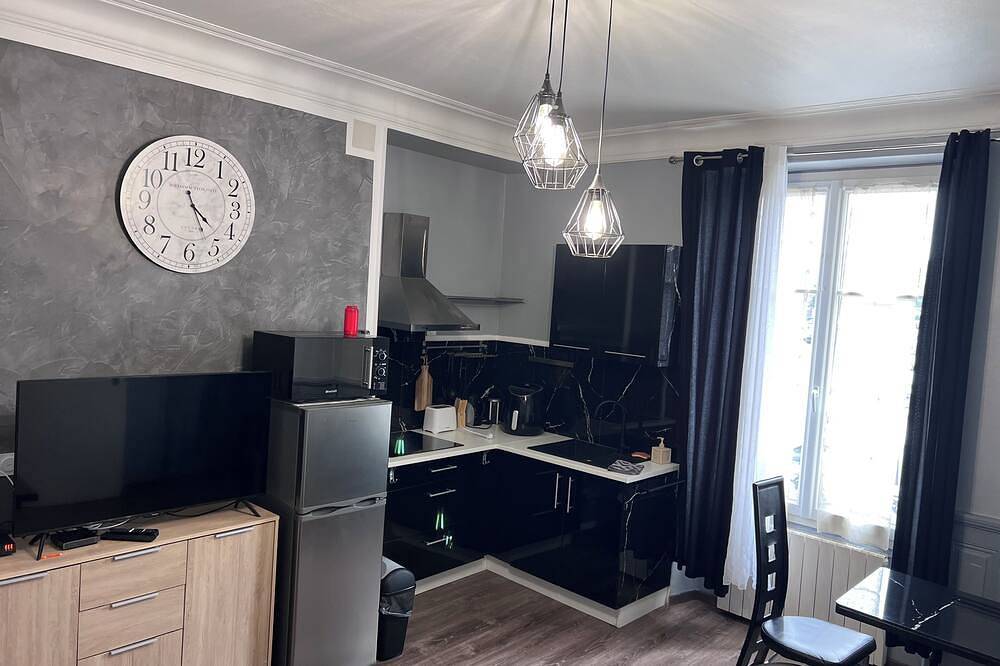 Apartamento entero, Apartment F2 downtown Nogent -Le-Rotrou in Nogent-le-Rotrou, Región de Nogent-le-Rotrou