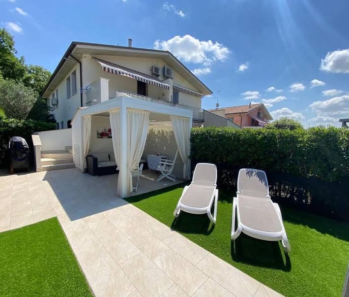 Ferienhaus für 6 Personen, mit Pool und Ausblick sowie Kinderpool und Garten am Gardasee - 4