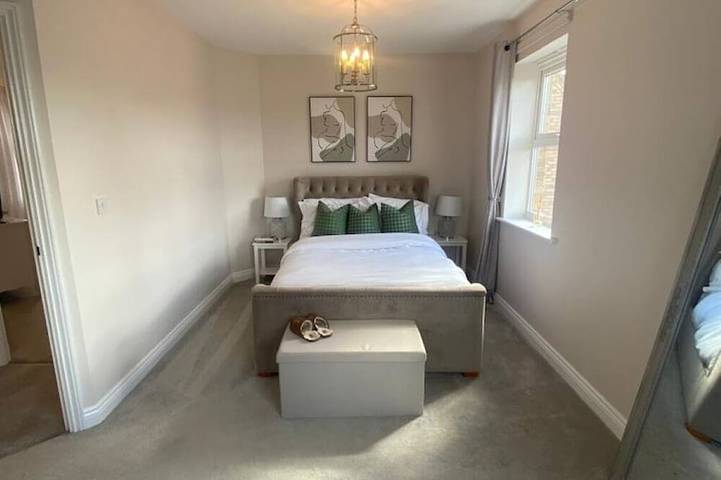 Apartment for 3 people in Northampton