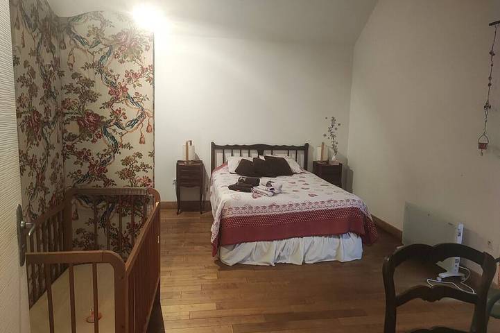 Gîte pour 6 personnes, avec terrasse et jardin à La Jaille-Yvon - 4