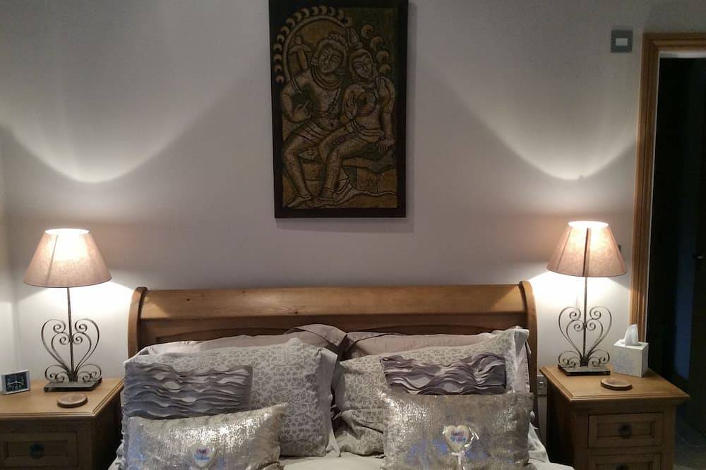 Schöne Scheune mit hervorragenden Aussichten und hochwertigen Einrichtungen in Surrey