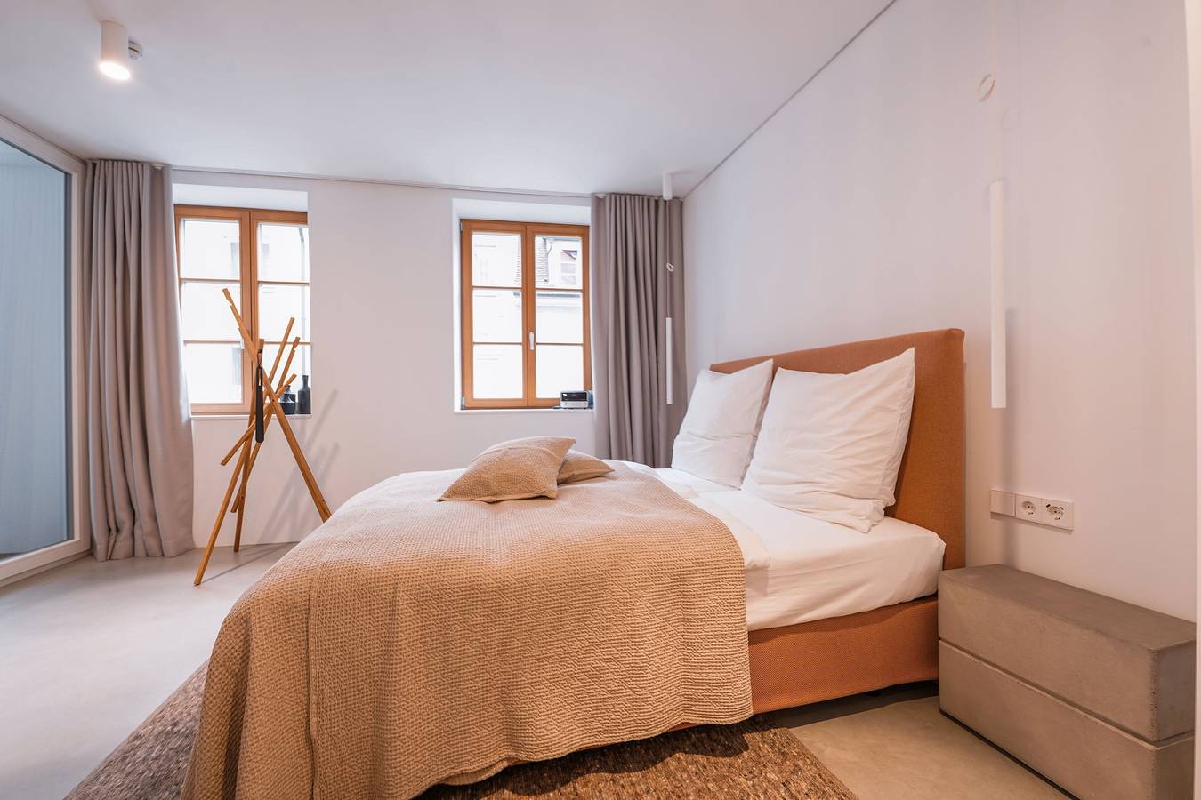 Ganze Wohnung, Apartment '2 Personen' mit überdachter Loggia im 2. Obergeschoss in unmittelbarer Seenähe in Überlingen, Region Bodensee-Oberschwaben