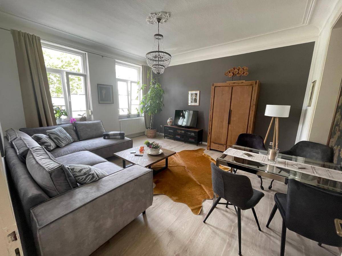 Ganze Wohnung, Two-Bedroom Apartment in Stolberg, Rheinland