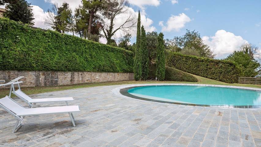 Location de vacances pour 7 personnes, avec jardin et piscine dans Villagrande (Mombaroccio) - 2