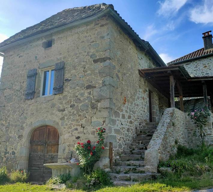 Location de vacances pour 8 personnes, avec Balcon ainsi que Terrasse et Jardin à Frayssinhes