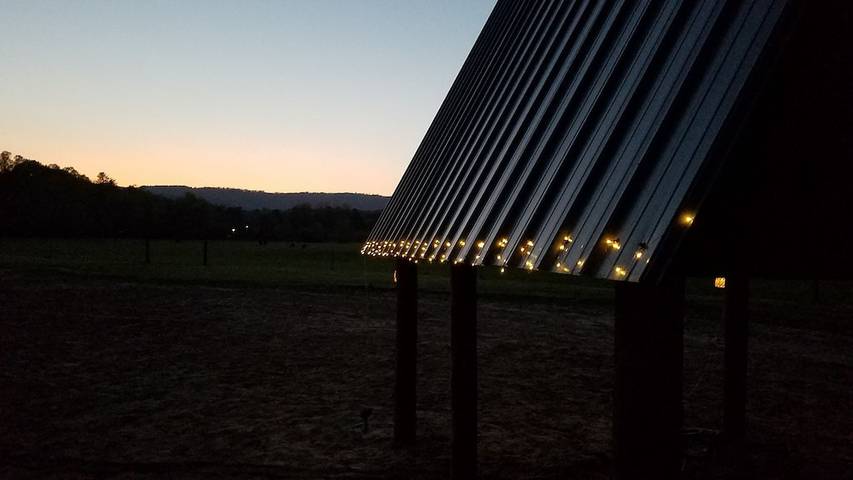 Glamping for 10 people in North Carolina